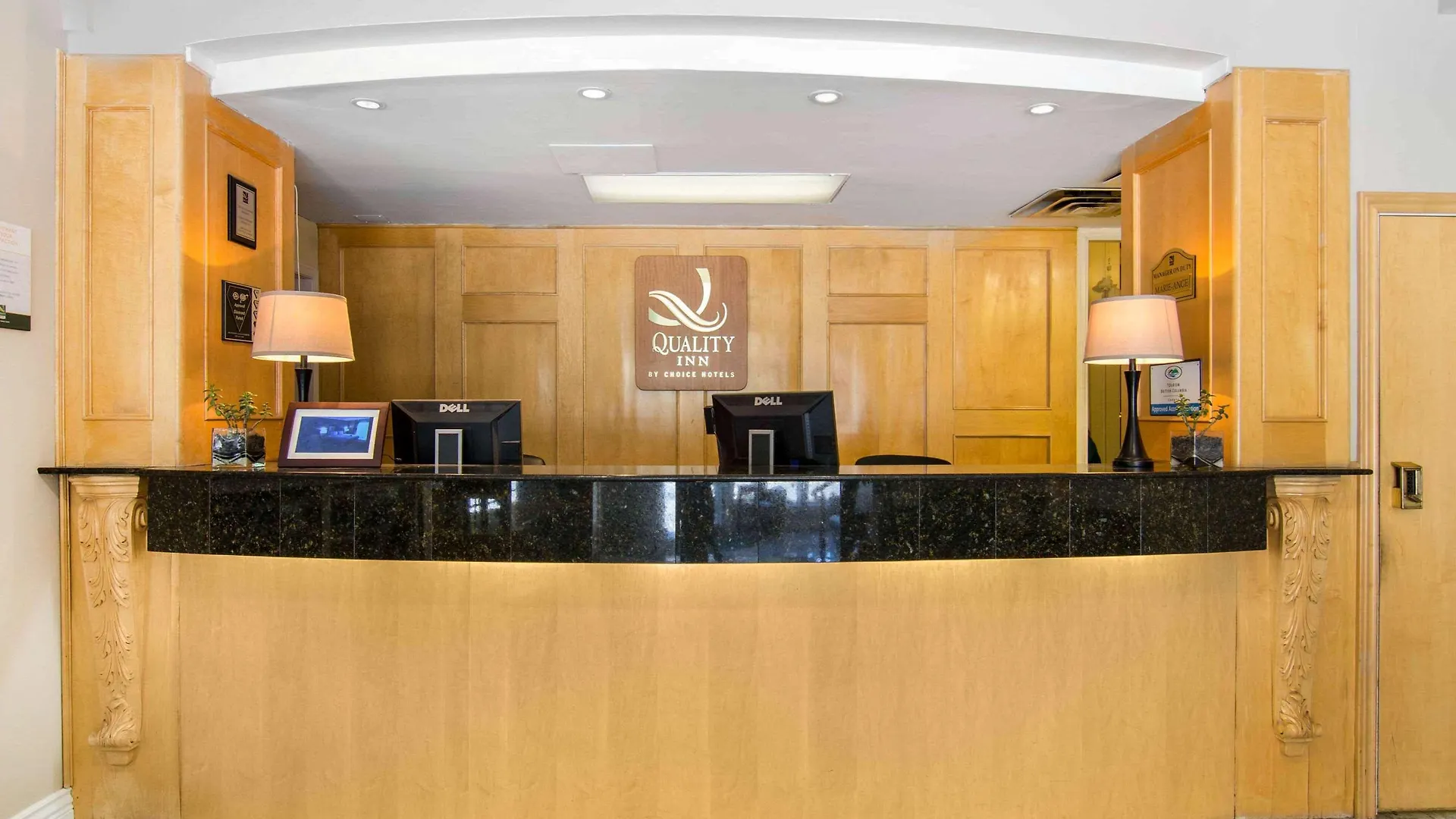 Quality Inn Downtown Inner Harbour Victoria