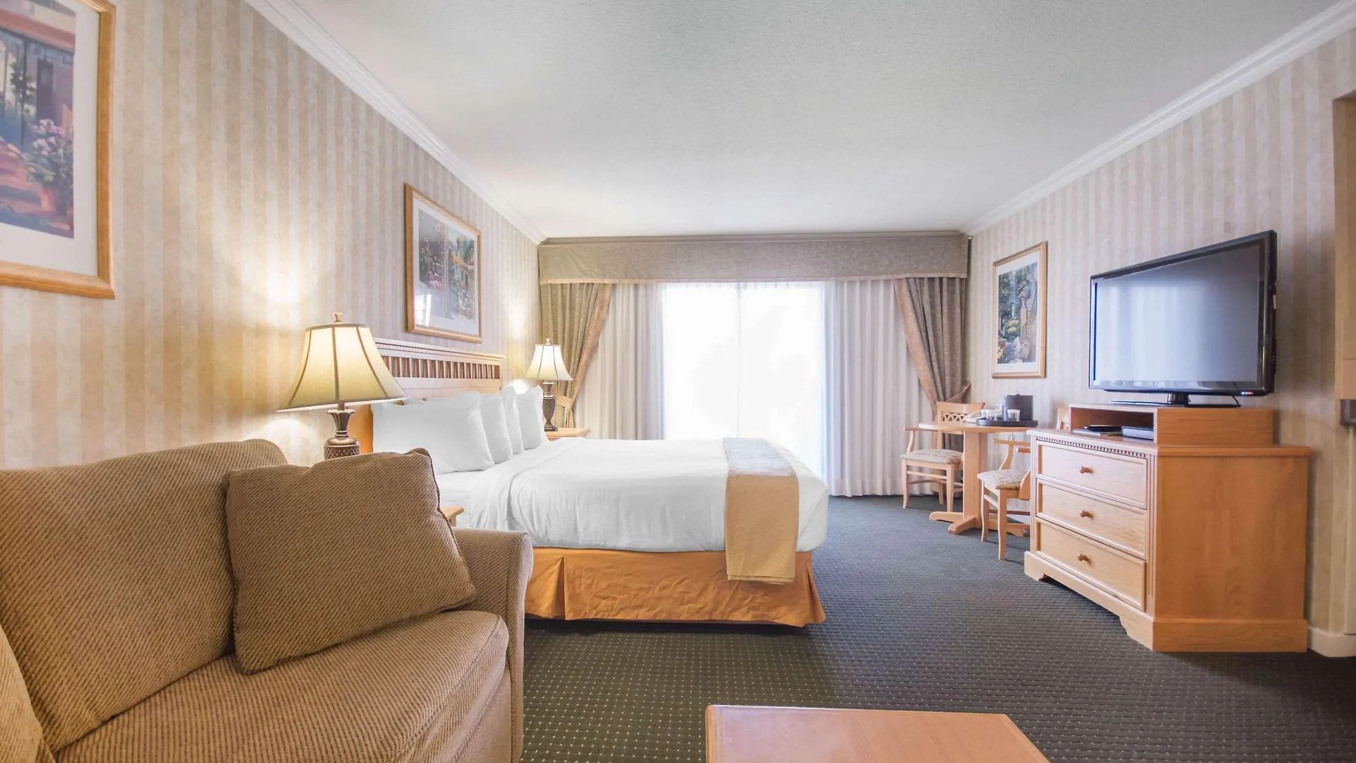 ***  Quality Inn Downtown Inner Harbour Victoria Canada