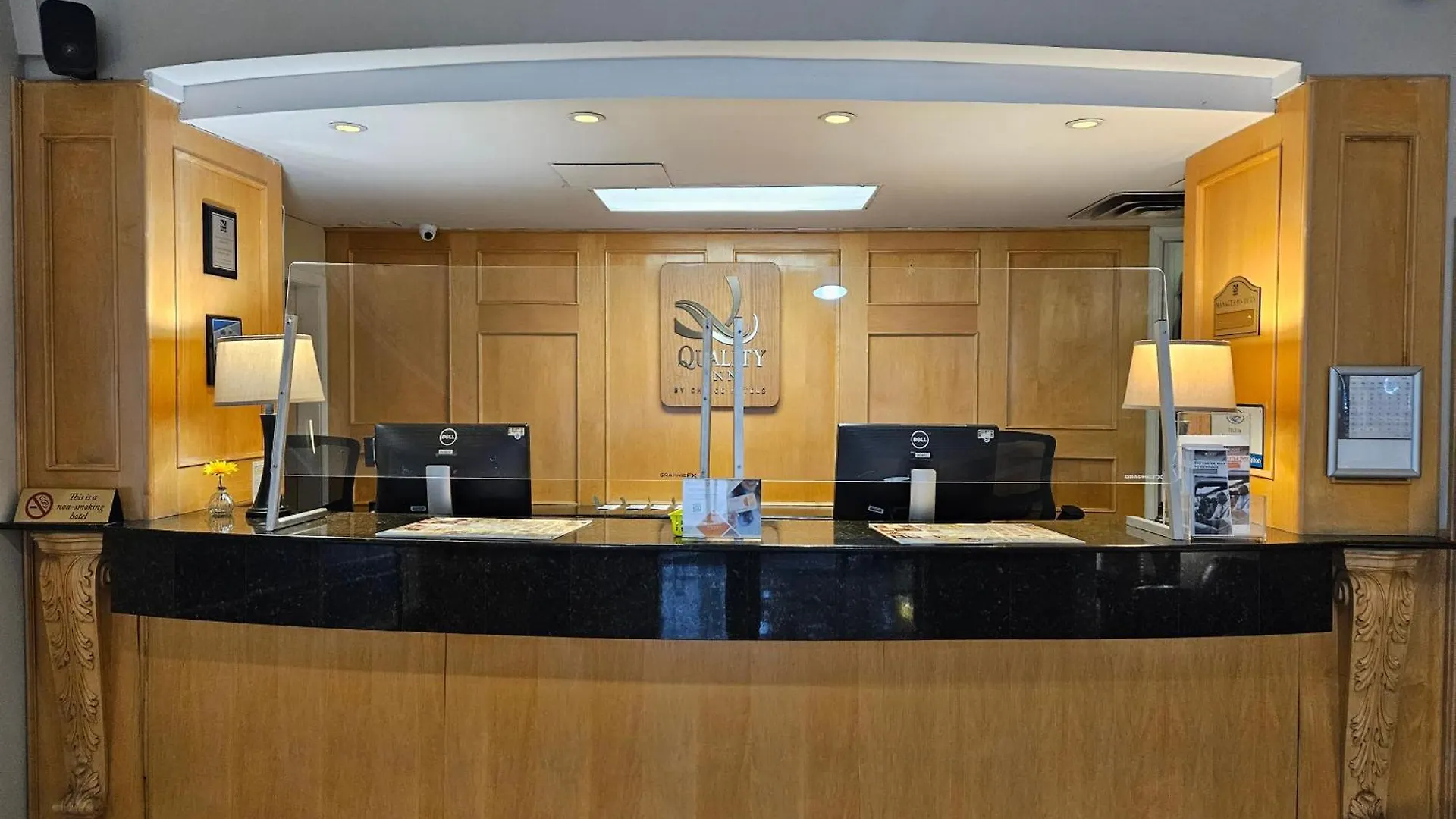 Quality Inn Downtown Inner Harbour Victoria