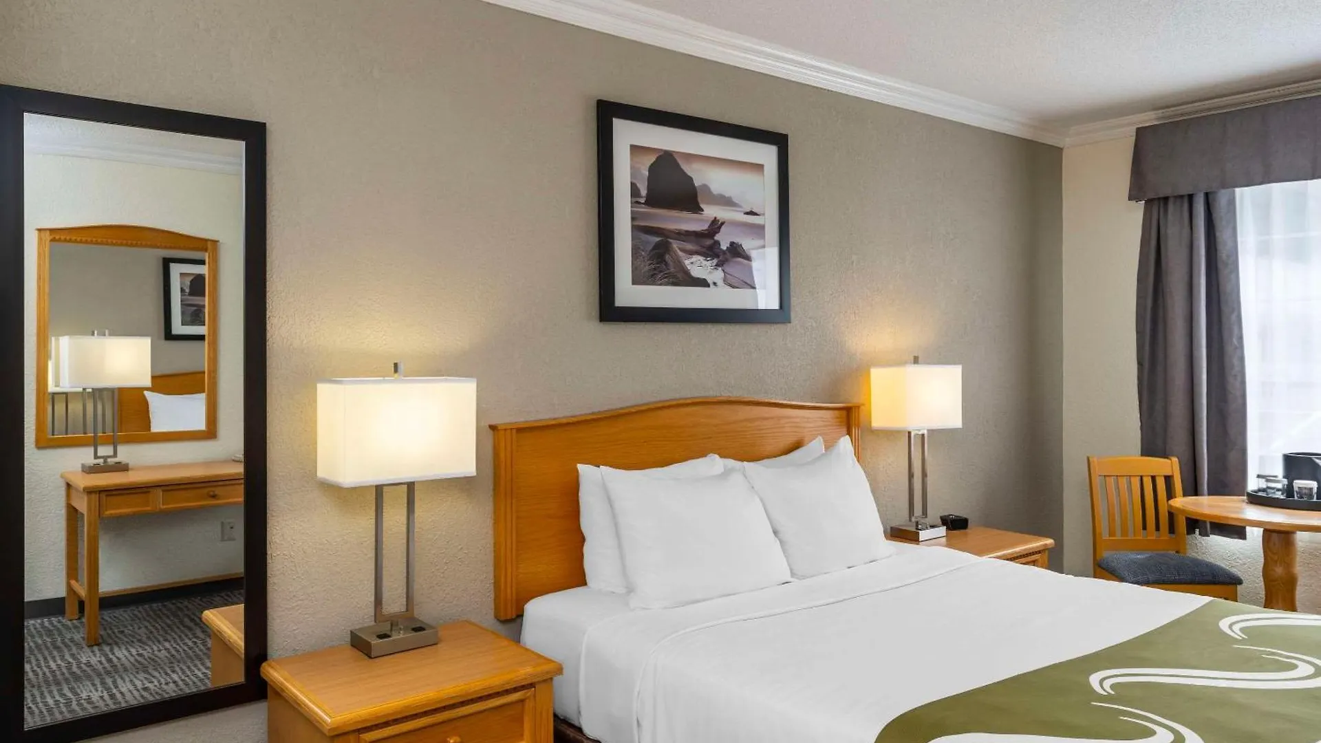 ***  Quality Inn Downtown Inner Harbour Victoria Canada