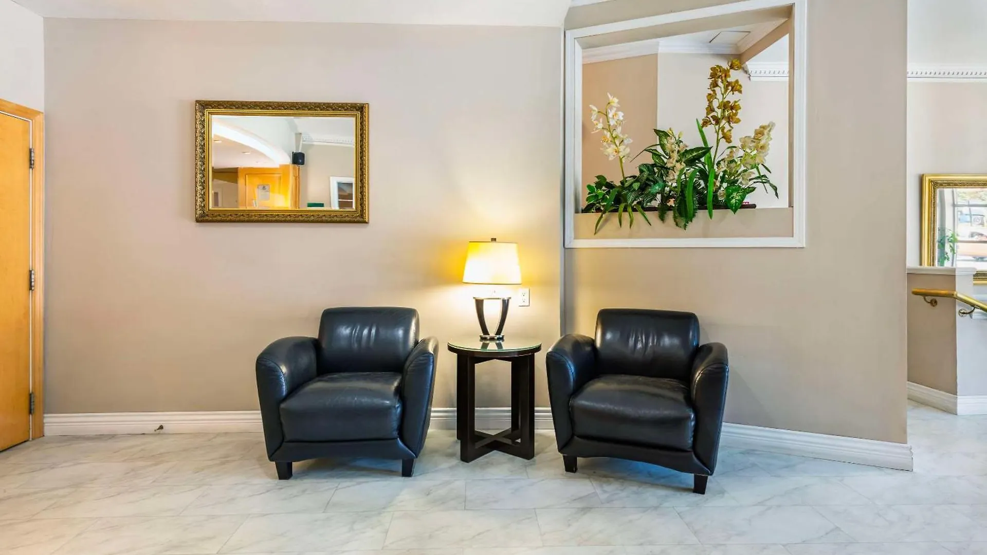 Quality Inn Downtown Inner Harbour Victoria
